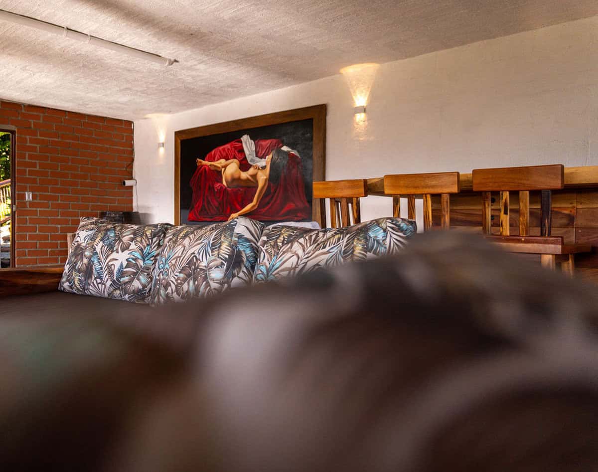 Lush garden pathway at luxury countryside estate Finca Conejo Blanco